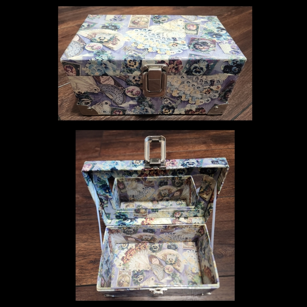 VTG Jewelry Box with Mirror